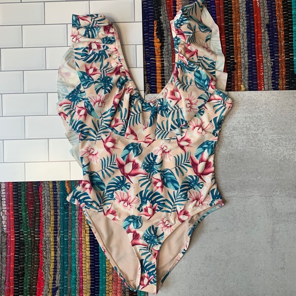 cabana del sol Other - Cabana Del Sol Tropical Palm Ruffe Swimsuit